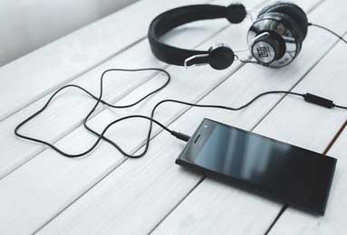 意甲：米兰对阵维罗纳，防线略前提、打出气势为上策，目标三分